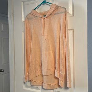 NWOT Brand is Weatherproof Vintage, light coral/peach hoodie, size large,